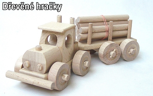 Dřevěné hračky, malý kamion s dřevem