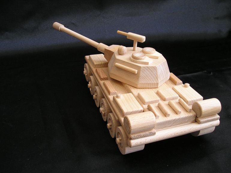 Ruský tank, dřevěná hračka pro kluky na hraní