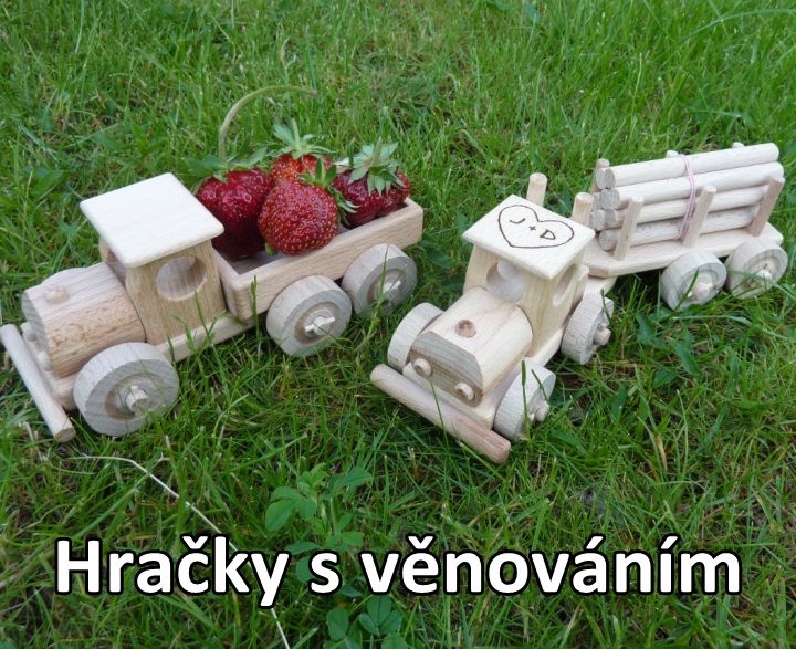 Auta, dřevěné hračky. Věnování na hračkách