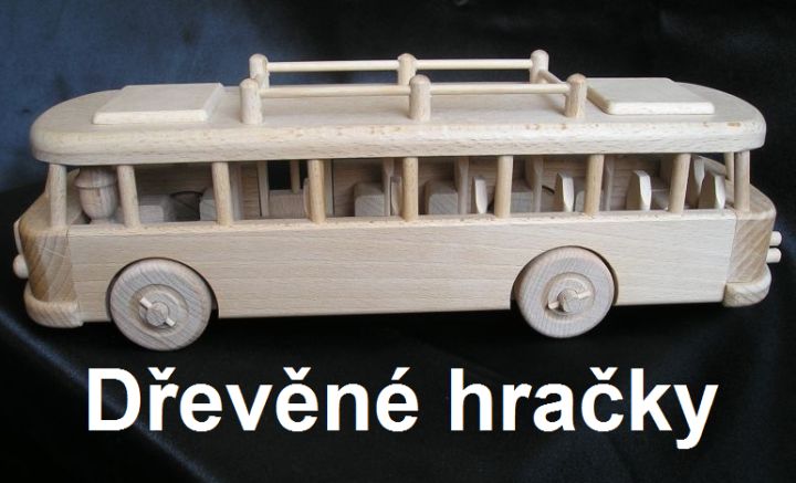 Autobus RTO. dřevěné hračky pro děti
