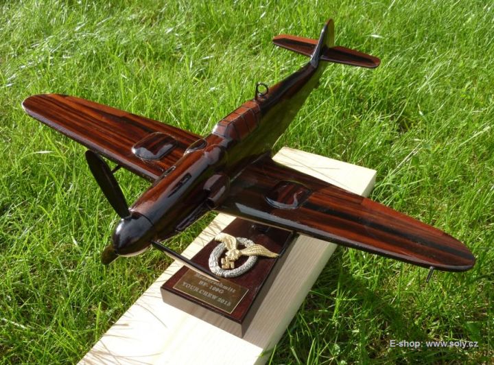 MESSERSCHMITT ME-109G model letadla ze dřeva