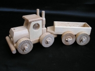 TIR dětský kamion hračka ze dřeva - pojízdný