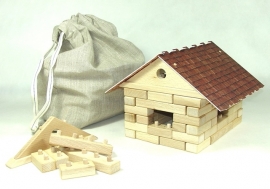 Dřevěné stavebnice - domeček z kostek