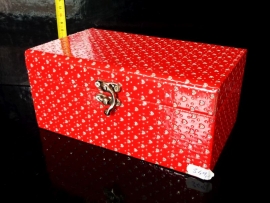 Červná dekorační krabička, box, škatulka, truhlička