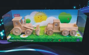 Dřevěné hračky, traktor s radlicí a nákladní auto