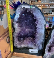 Ametystová geoda 9,6 kg výška 30 cm