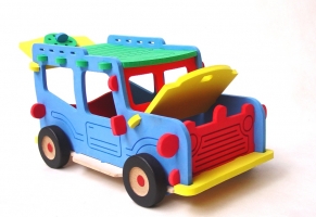 Obrovská stavebnice auto Jeep. 