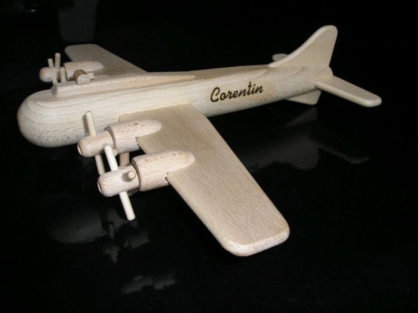 Vojenské letadlo hračka