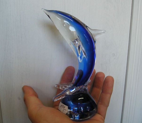 Skleněný modrý delfín, skleněné dekorace