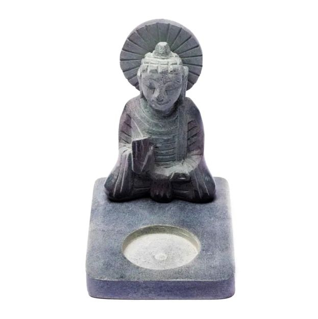 Jednoduchý, ale krásný sedící Buddha 
