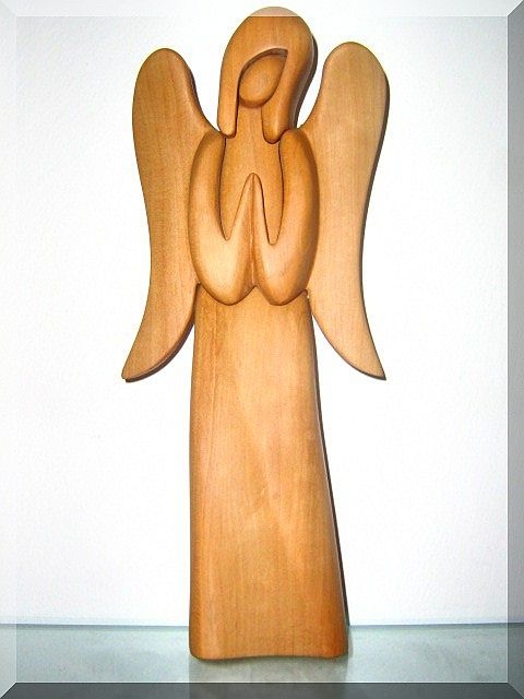 Andělíček ze dřeva 23 cm
