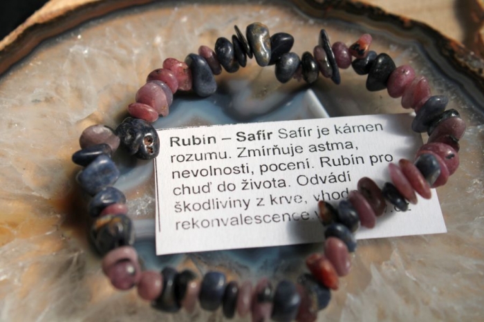 Rubín v Safíru - náramek 