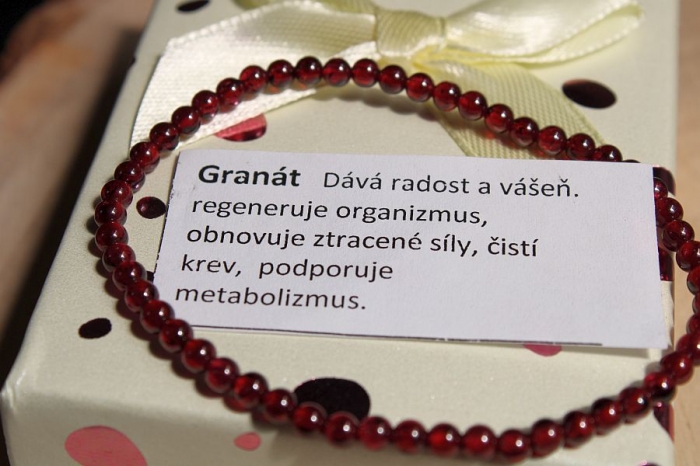 Granát - náramek 4mm kulička eshop