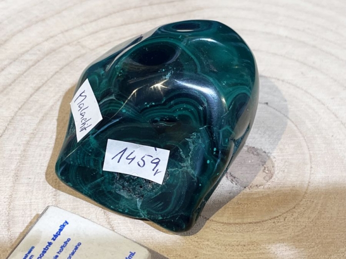 malachitový minerální kámen 7,5 cm