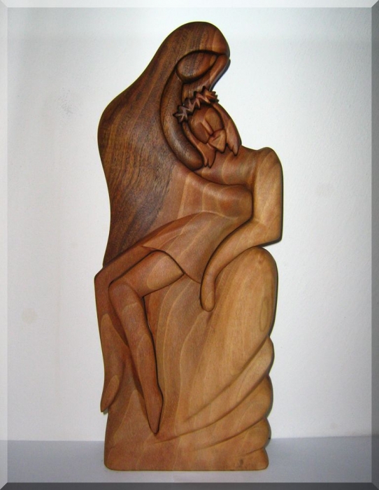 Pieta dřevořezba