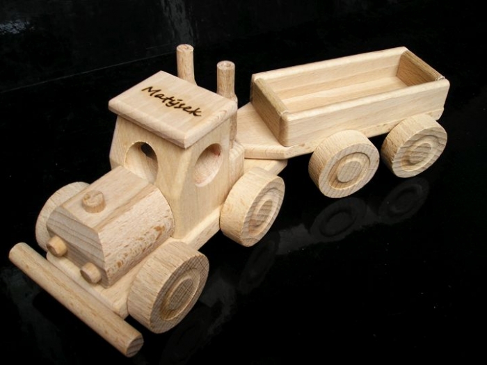 Nákladní autíčko dřevěná hračka dárek