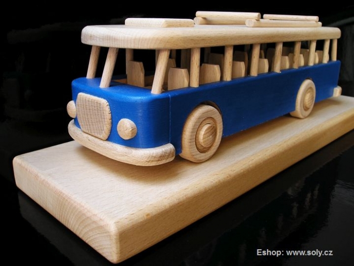 Autobus dárek s dřevěnou podstavou