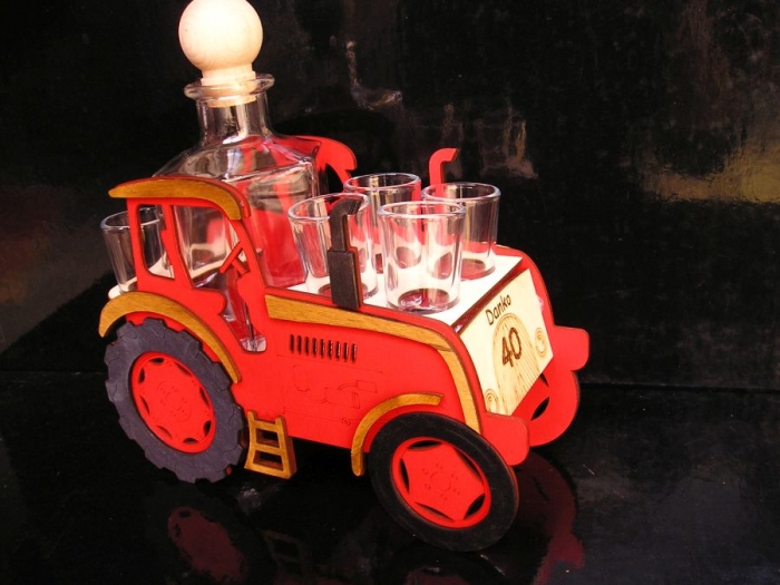 dárek k 40 50 60, padesátinám, traktor