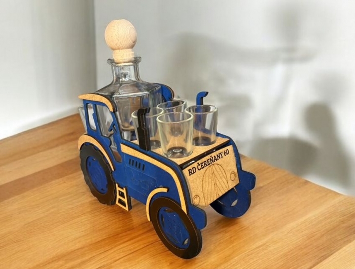 modrý traktor lahev k narozeninám