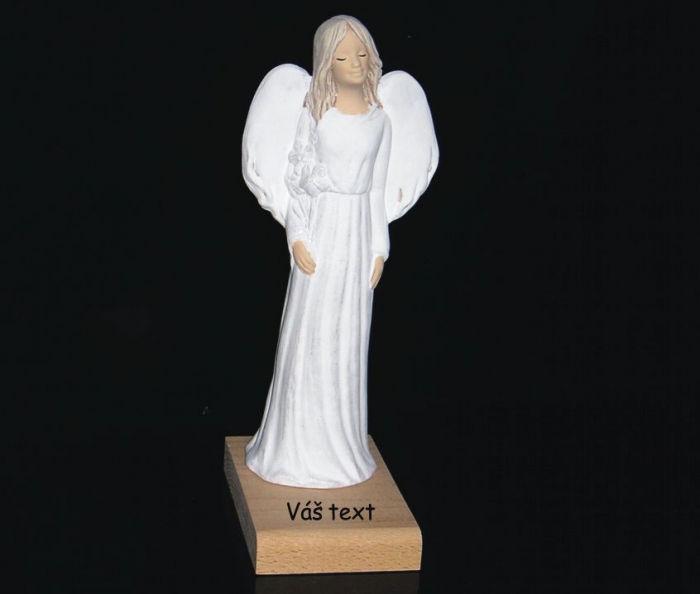 Sádrový anděl ochránce s možným textem k narozeninám