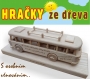 Dárek s osobním věnováním autobus ze dřeva