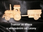 Traktor - hračky s gravírovaným věnováním k narozeninám