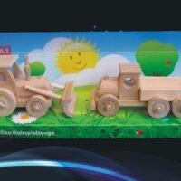 Dřevěné hračky, traktor s radlicí a nákladní automobil
