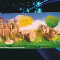 Dřevění vojáčci, letadlo, kanon dělo vojenské hračky