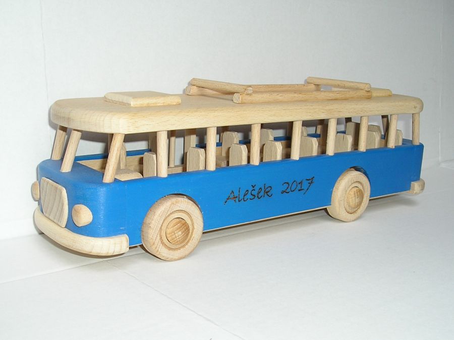 Autobus RTO modrý dárkový na podstavě pro šoféra mhd