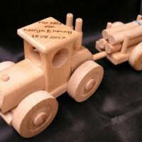 Lesní traktor dárek pro traktoristu do důchodu penze
