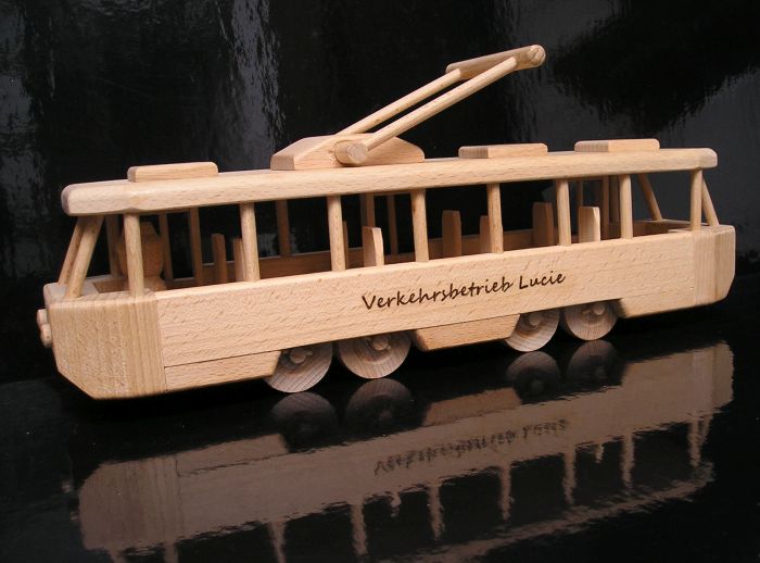 Tramvaj dřevěné hračky šaliny