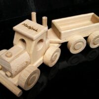Dárek po řidiče nákladního auta, dřevěné auto