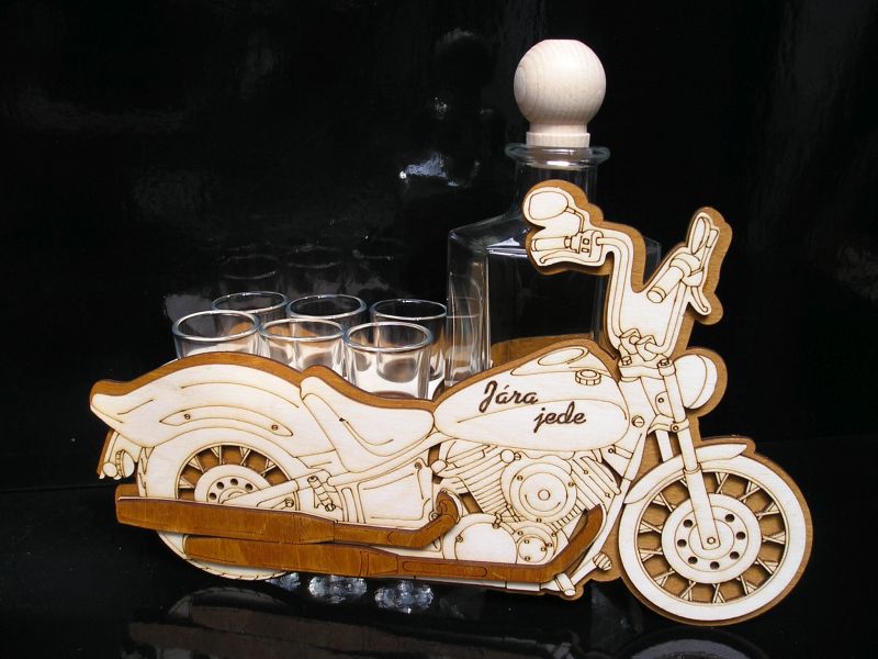 Motorka Chooper Dárek pro motorkáře sklo motodárky