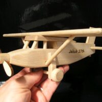 Dřevěné letadlo typ Pilatus dárek