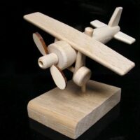 Letadlo dřevěný dárek k narozeninám pro piloty dárek do penze důchdu