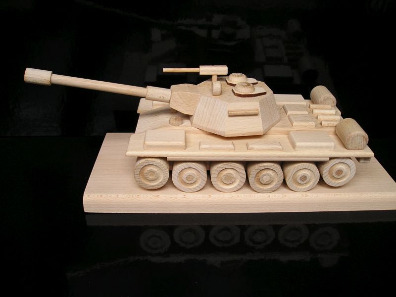 Dárky pro armádu vojenský dřevěný tank T72 ruská technika k narozeninám do penze, důchodu