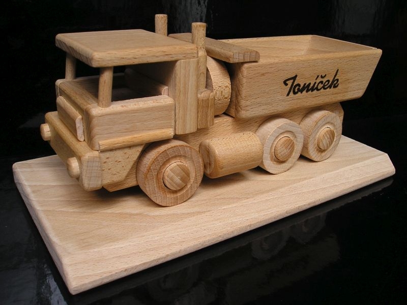 Dárek hračka k narozeninám pro řidiče do důchodu atd.