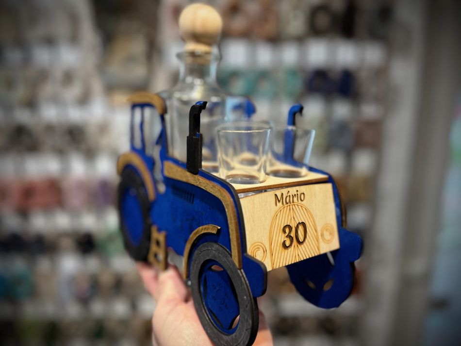 SKLO na alkohol trakto dárek 60 let