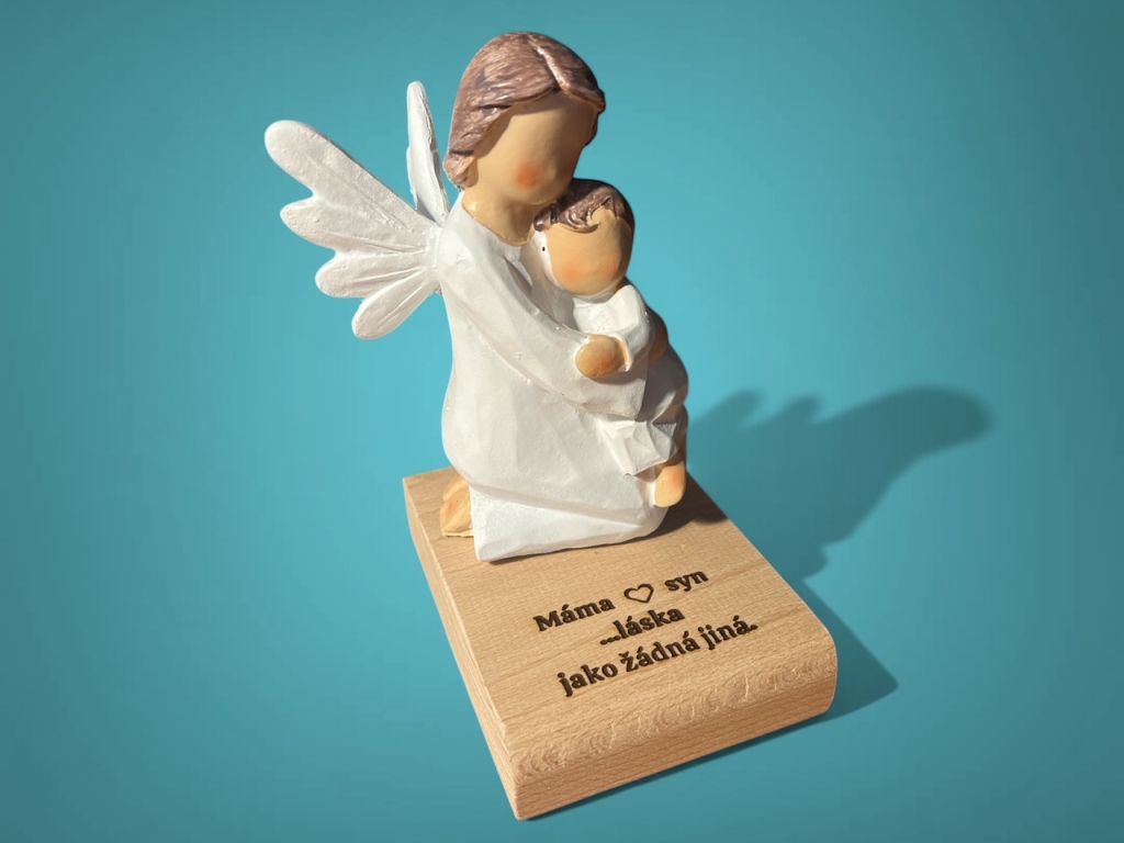 Anděl maminka máma soška dárek