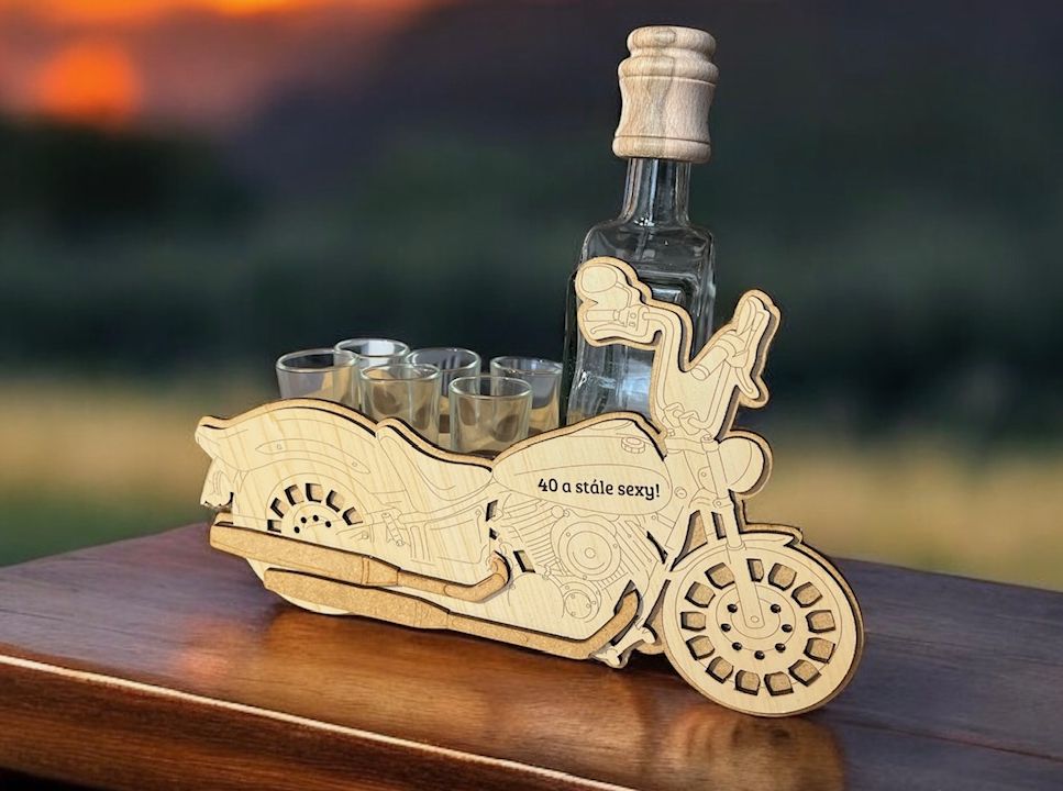 Motorkařské dárky k 40. láhev