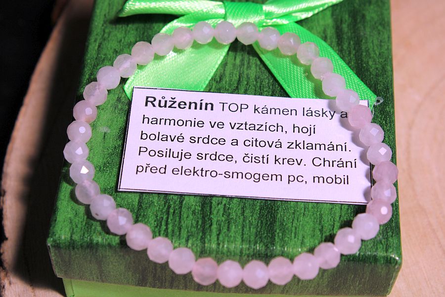 Růženin náramky z minerálů a kamenů