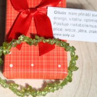 Náramek z olivínu 19 cm, přírodní minerální šperk