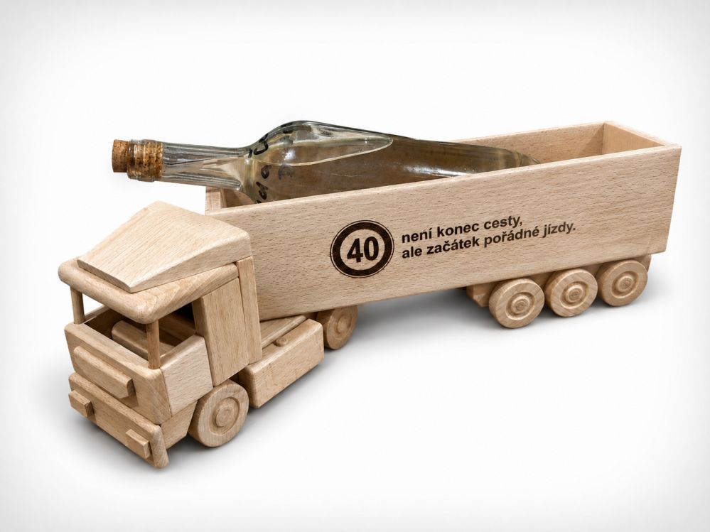 Model kamionu s láhví k narozeninám pro řidiče trucku