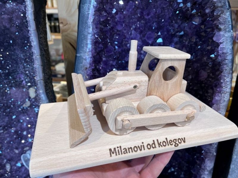 Model buldozeru pro farmáře zemědělce