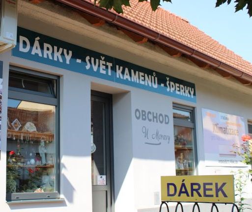 Veselí nad Moravou obchod Svět kamenů a minerálů, náramky, šperky a dárky