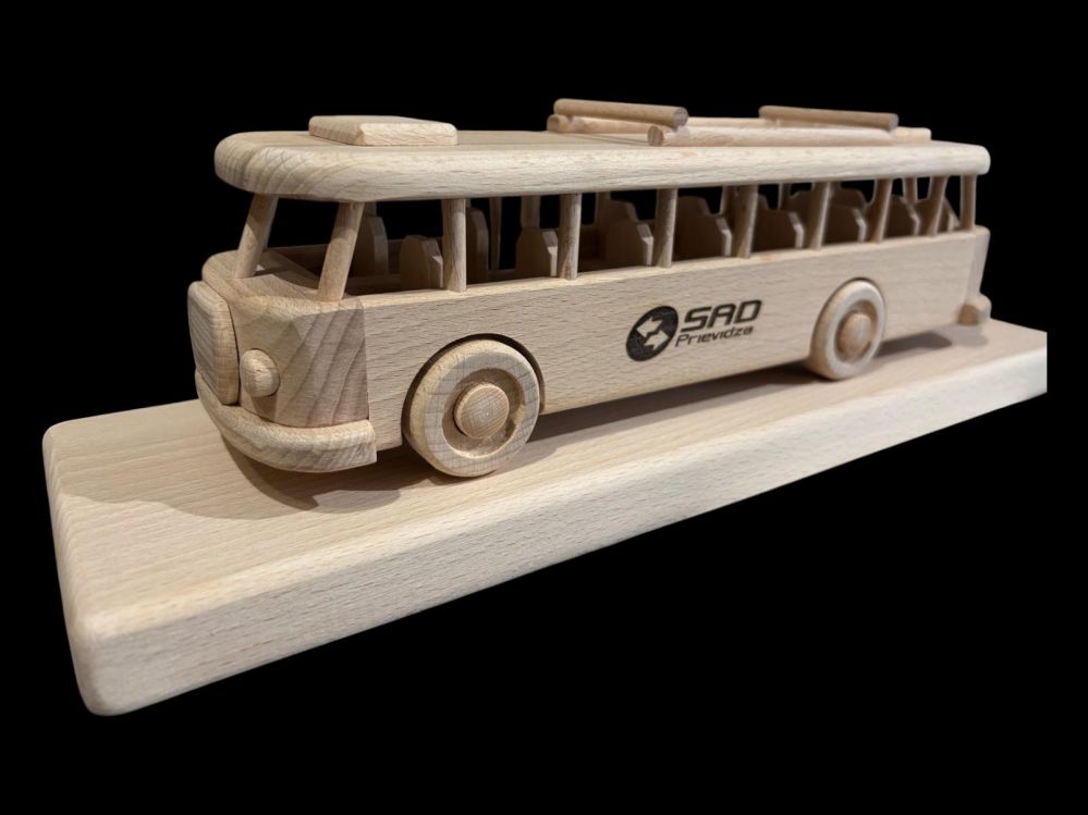 Model autobusu jako dárek pro profesionální řidiče autobusu