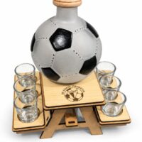 Fotbalová trofej s lahví – dárek k narozeninám pro fotbalistu